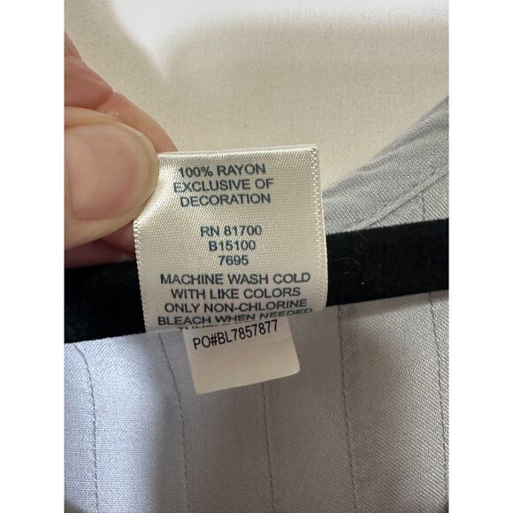 Blair Women's BOHO Button Up Deep V-Neck Pleated Lace Trimmed Tunic Top Size XL - Picture 4 of 4